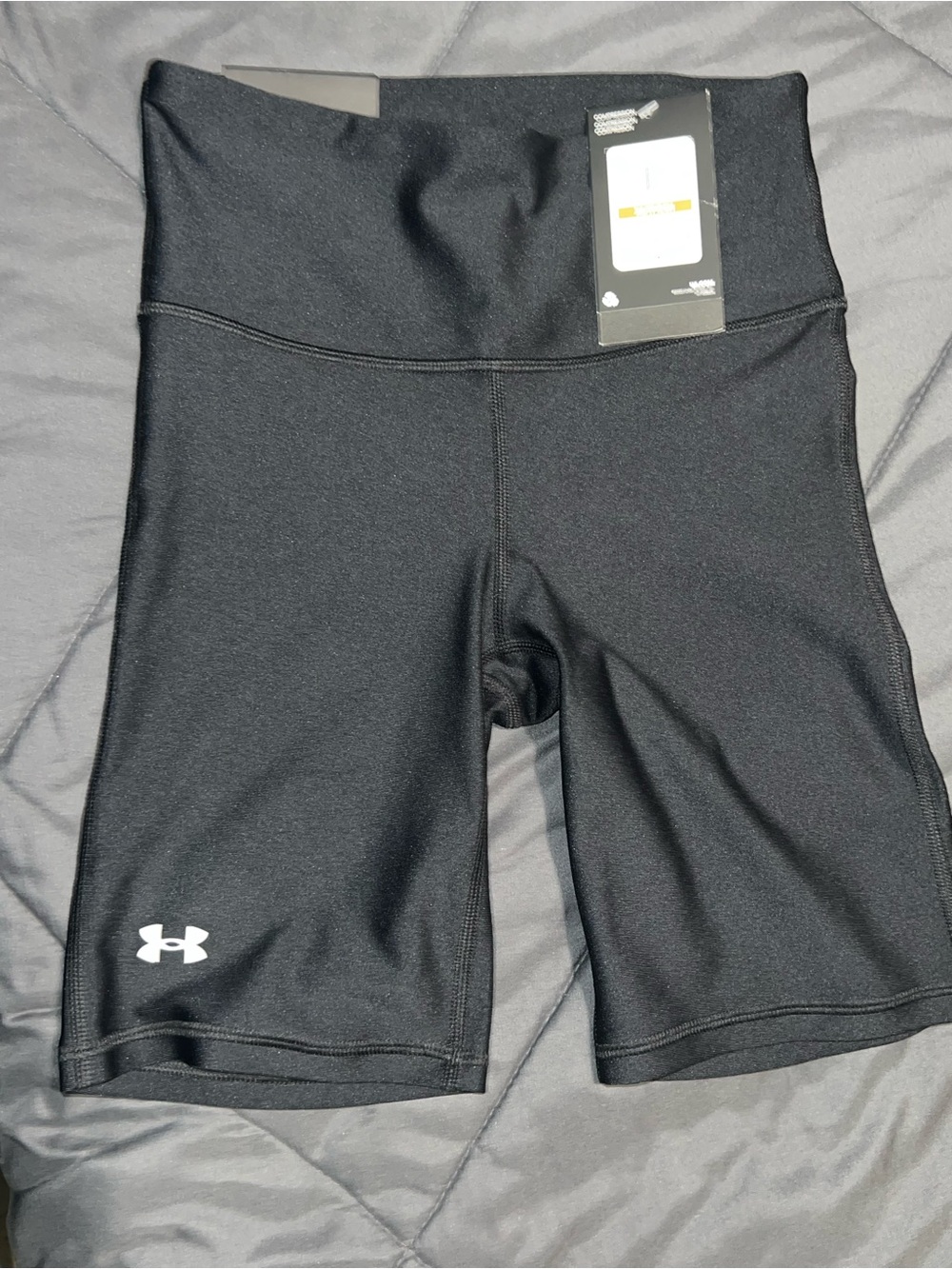 Under Armour Black Mid-Thigh Compression Bike Shorts